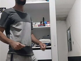 Quer vir dormir comigo e sentir o tamanho do trabuco todo no seu rabo