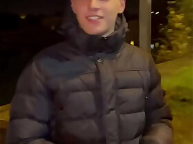 minet en detresse donne ses fesses avec nasty boy