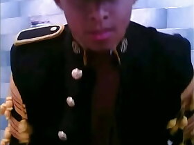 Mexicano chacal militar presume el uniforme Mexican soldier naked and uniform