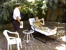 Overstuffed musclehead postman Anthony Gallo needs to get an acknowledgement about the place for delivery from guy taking the sun naked