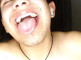 A journey into the mouth and tongue fetish